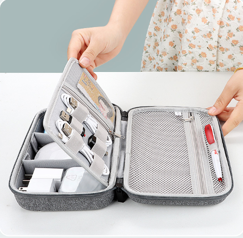 Tech Accessories Hard Case - 휴대용 방수 EVA 하드쉘 테크 오거나이저