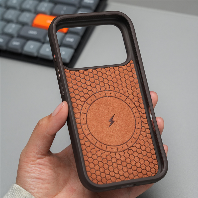 오리지널 기하학적 디자인의 자석식 케이스 (아이폰 17 - Tech Accessories Hard Case 리뷰 및 가격