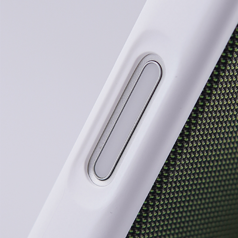 마그네틱 애니메이션 테크 직조 캔버스 아이폰 17 17 - Tech Accessories Hard Case 리뷰 및 가격
